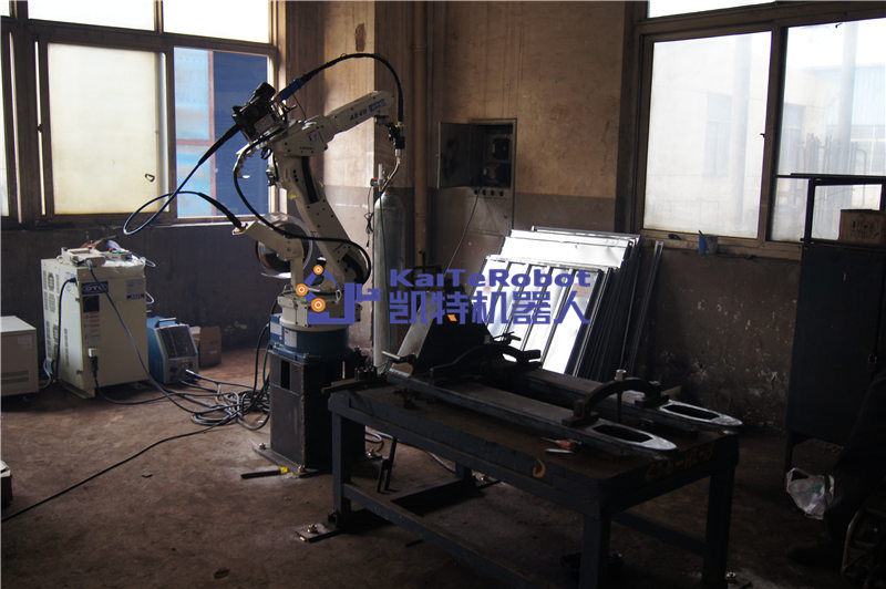 其（qí）他行業-搬運車1