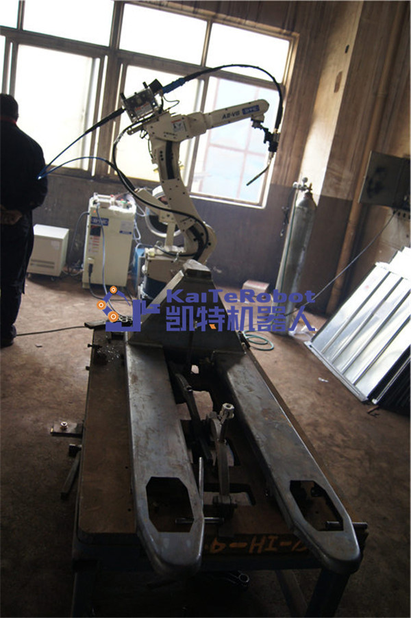 其他（tā）行業-搬運車